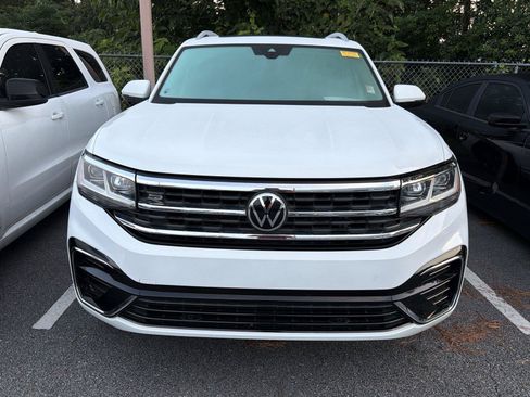 Used 2021 Volkswagen Atlas SEL R-Line FWD image 2