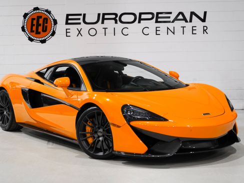 Used 2017 McLaren 570S Coupe RWD image 1