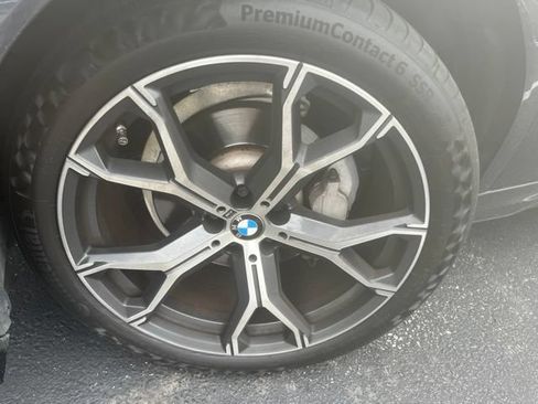 Used 2021 BMW X6 xDrive40i w/ M Sport Package AWD/4WD image 10