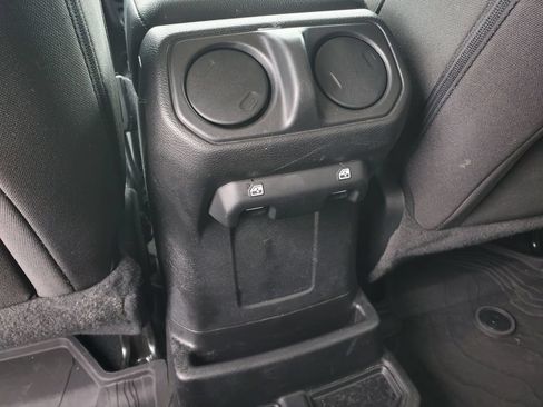 Used 2023 Jeep Wrangler Unlimited w/ Cold Weather Group AWD/4WD image 15