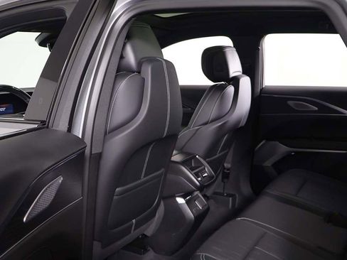 Used 2025 Cadillac Lyriq Sport AWD/4WD image 33