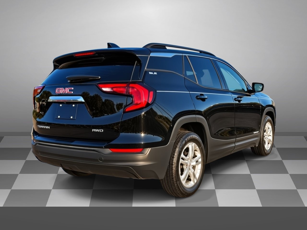 Used 2020 GMC Terrain SLE w/ Driver Convenience Package AWD/4WD image 6