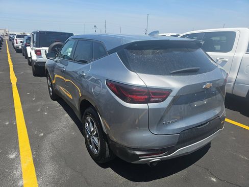Used 2025 Chevrolet Blazer LT FWD image 4