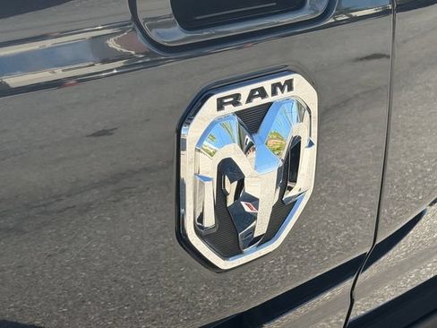 Used 2021 RAM 1500 Limited AWD/4WD image 10