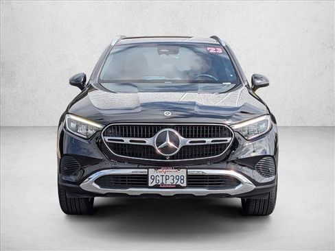Used 2023 Mercedes-Benz GLC 300 4MATIC image 2