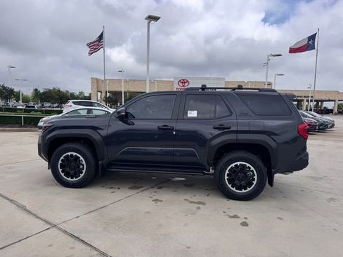 New 2026 Toyota 4Runner TRD Off-Road Premium AWD/4WD image 7