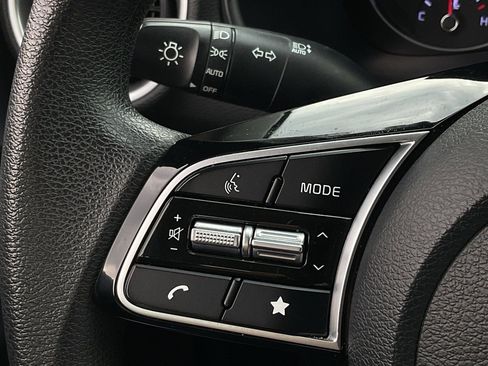 Used 2024 Kia Forte LXS image 21