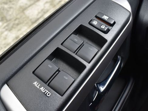 Used 2024 Toyota 4Runner SR5 Premium w/ Moonroof Package AWD/4WD image 16