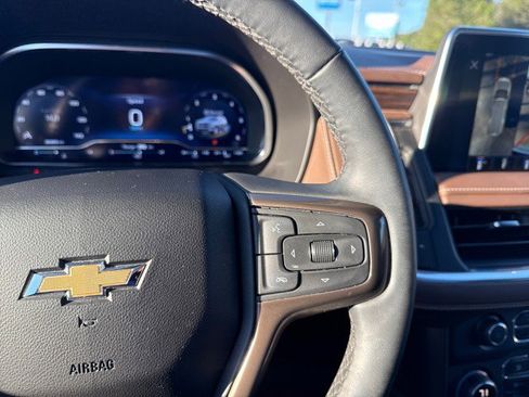 Used 2024 Chevrolet Tahoe High Country w/ Premium Package image 37