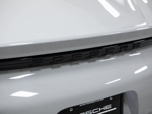 Certified 2022 Porsche 718 Boxster Spyder image 32