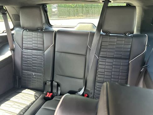 Used 2023 Cadillac Escalade Sport Platinum w/ LPO, ONYX Package RWD image 7