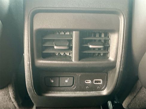 Used 2024 Cadillac XT4 Sport image 27