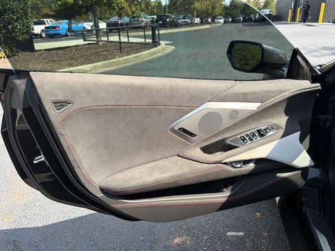Used 2023 Chevrolet Corvette Stingray Premium Conv RWD image 21