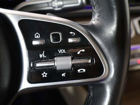 Used 2022 Mercedes-Benz GLE 450 4MATIC w/ Premium Package image 44