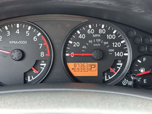 Used 2014 Nissan Frontier SV image 15