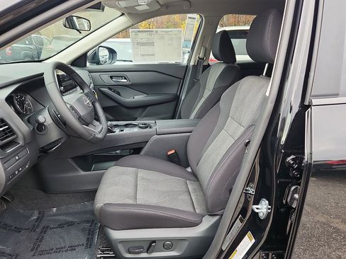 New 2026 Nissan Rogue SV w/ Cold Weather Package image 6