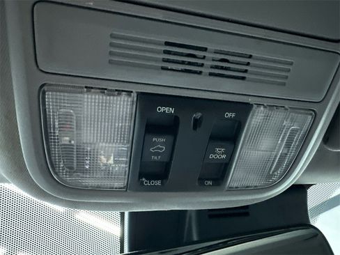 Used 2021 Honda Pilot Special Edition image 35