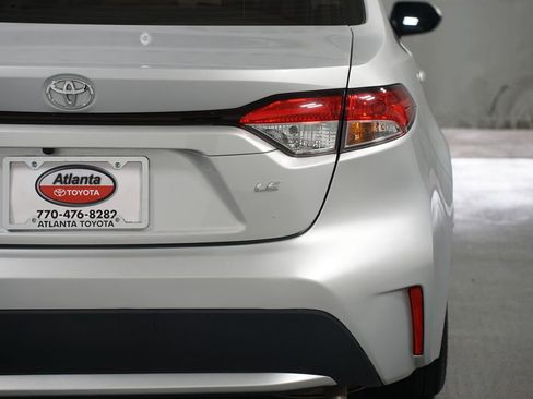 Used 2022 Toyota Corolla LE image 10