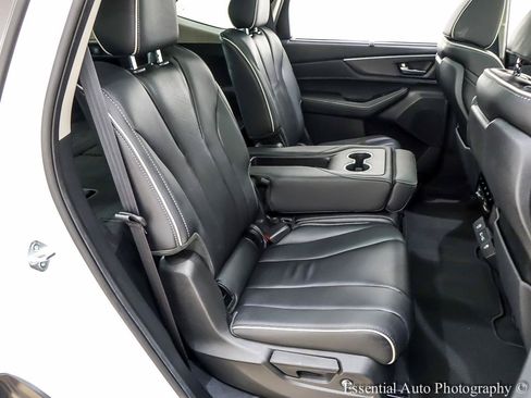 Used 2023 Acura MDX SH-AWD w/ Advance Package image 35