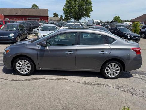 Used 2019 Nissan Sentra S FWD image 4