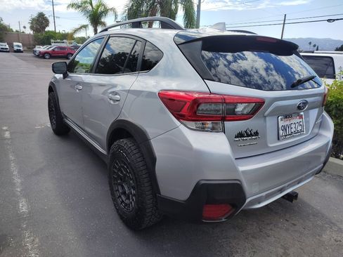 Used 2023 Subaru Crosstrek 2.0i Premium AWD/4WD image 3