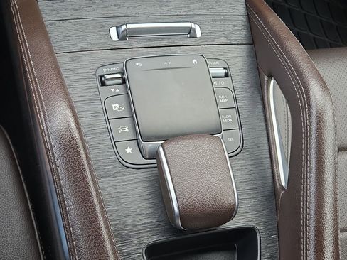 Used 2023 Mercedes-Benz GLE 350 4MATIC image 30