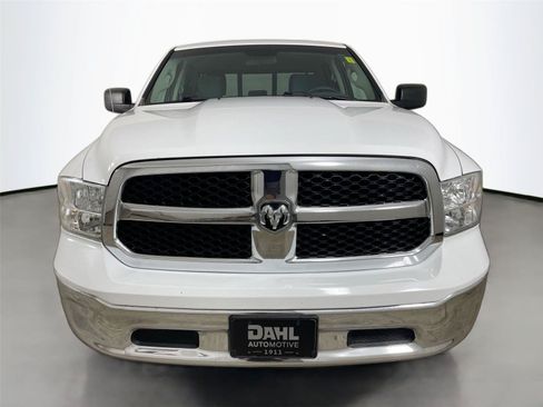 Used 2019 RAM 1500 Classic SLT AWD/4WD image 3