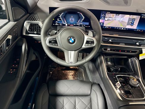 New 2026 BMW X6 xDrive40i w/ Executive Package image 16
