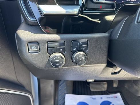 Used 2025 Chevrolet Silverado 2500 LT w/ Convenience Package AWD/4WD image 23