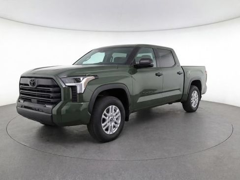 Certified 2023 Toyota Tundra SR5 w/ SR5 Convenience Package RWD image 8