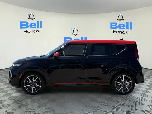 Used 2020 Kia Soul GT-Line FWD image 2