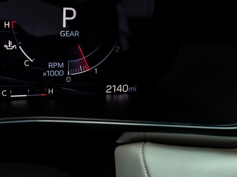Used 2026 GMC Canyon AT4X AWD/4WD image 21