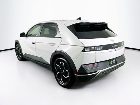 Used 2024 Hyundai Ioniq 5 SEL image 5