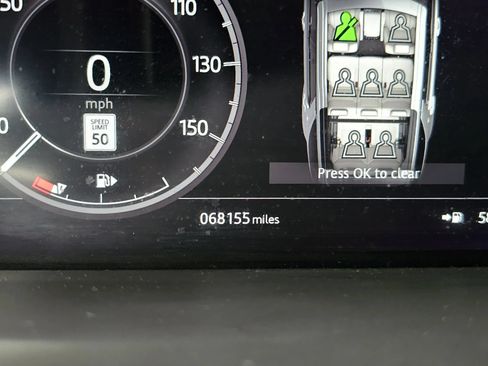Used 2018 Land Rover Discovery HSE AWD/4WD image 39