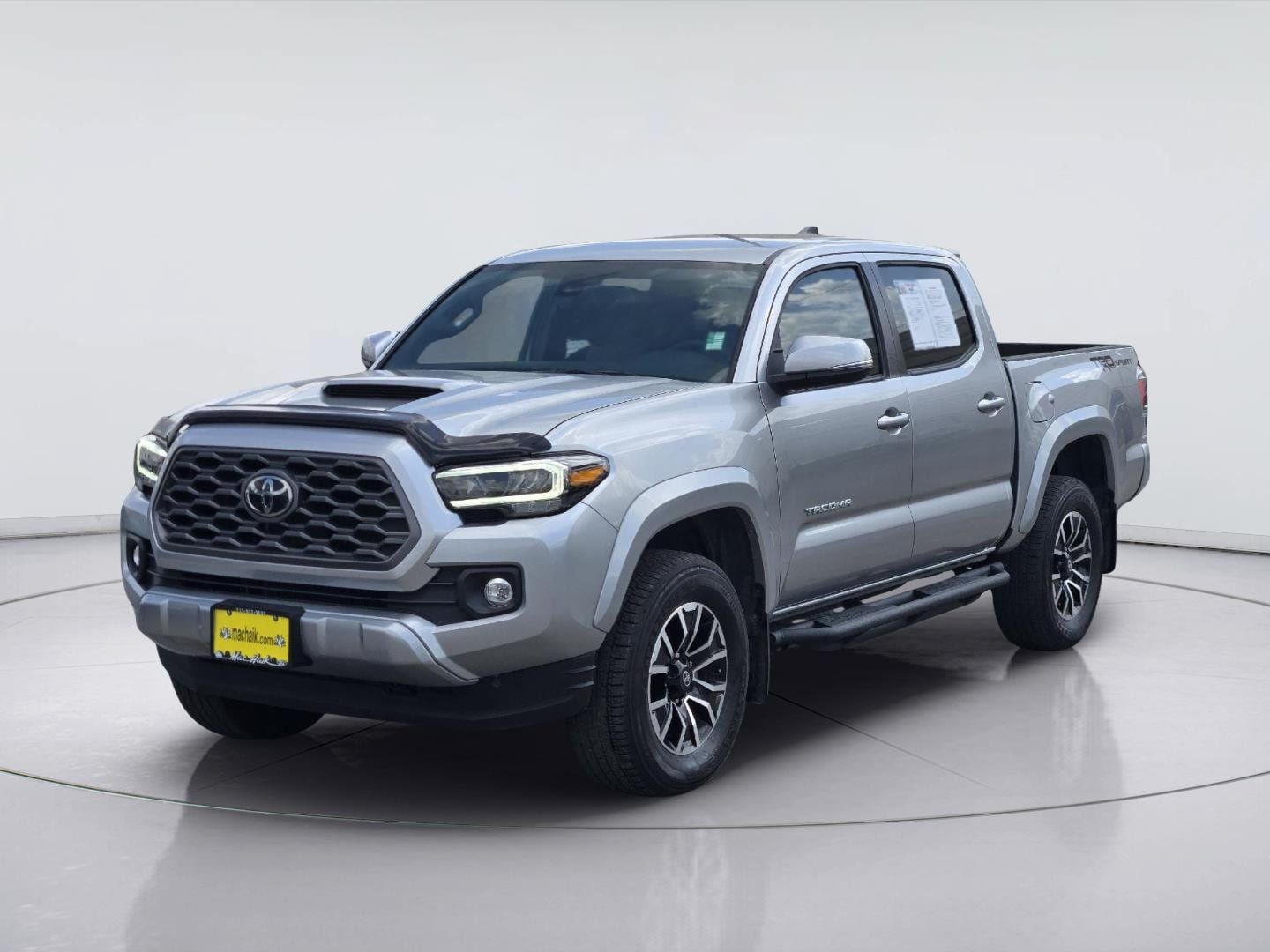 Used 2023 Toyota Tacoma TRD Sport w/ Technology Package RWD image 1