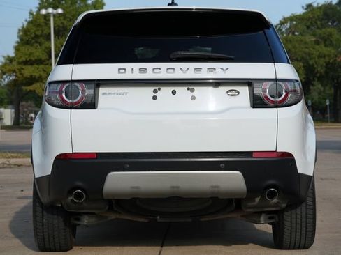 Used 2016 Land Rover Discovery Sport HSE AWD/4WD image 9