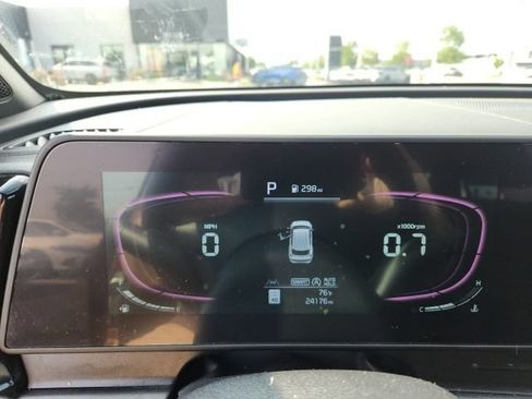 Used 2025 Kia Sportage X-Line AWD/4WD image 12