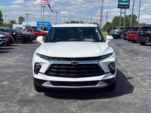 Certified 2024 Chevrolet Blazer LT w/ Convenience Package FWD image 8