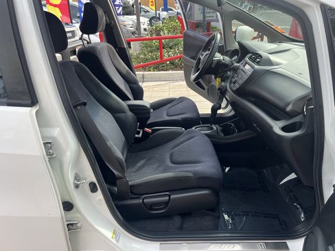 Used 2012 Honda Fit Sport image 29