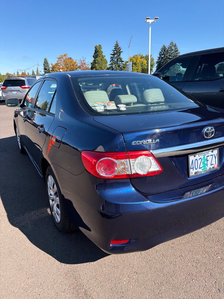 Used 2012 Toyota Corolla LE FWD image 6