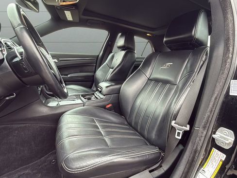 Used 2014 Chrysler 300 S AWD/4WD image 10