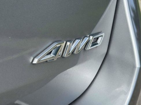 Certified 2022 Ford Explorer XLT w/ Equipment Group 202A image 9