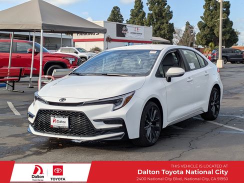 New 2026 Toyota Corolla SE image 1