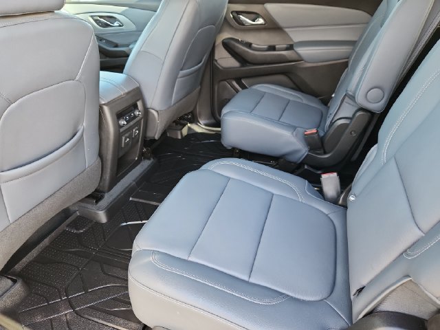 Used 2021 Chevrolet Traverse LT w/ LT Premium Package AWD/4WD image 20