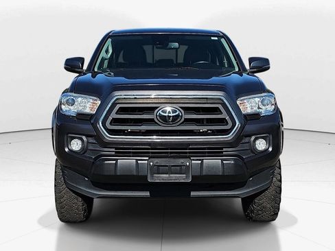 Used 2022 Toyota Tacoma SR5 w/ Technology Package image 11
