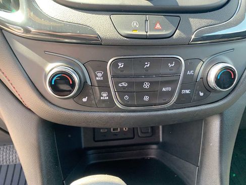 Certified 2023 Chevrolet Equinox RS AWD/4WD image 17