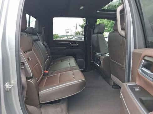 Certified 2026 GMC Sierra 3500 Denali w/ Technology Package AWD/4WD image 26