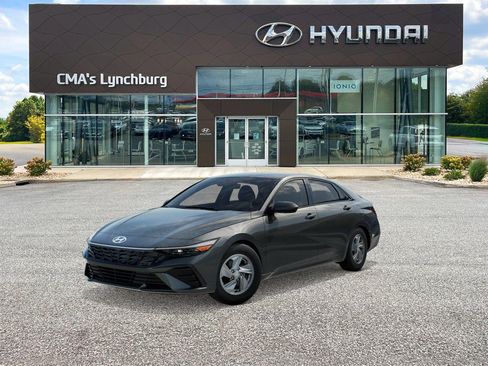 New 2026 Hyundai Elantra SE FWD image 1