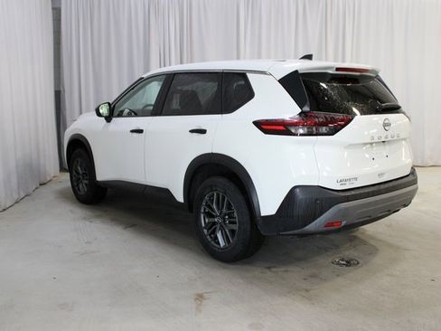 Used 2023 Nissan Rogue S image 4