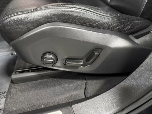 Used 2023 Volvo XC90 B5 Plus image 24